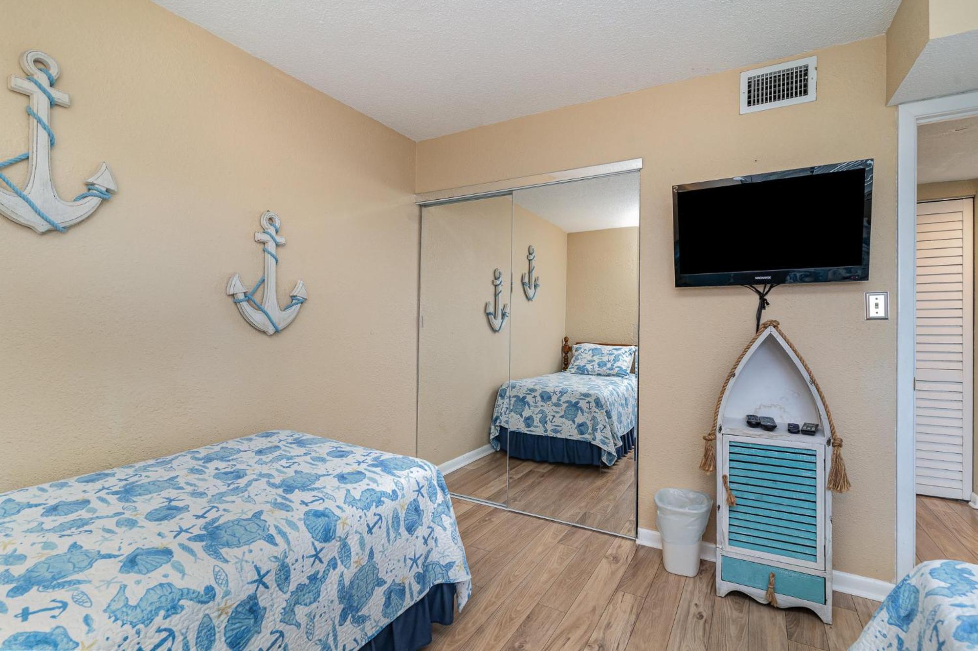 Sands Beach Club Briarcliffe Acres Esterno foto