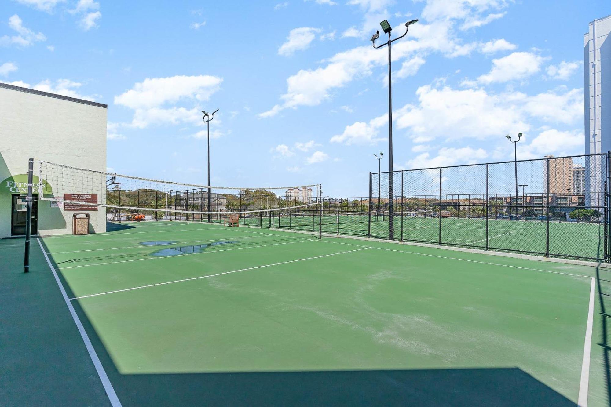 Sands Beach Club Briarcliffe Acres Esterno foto