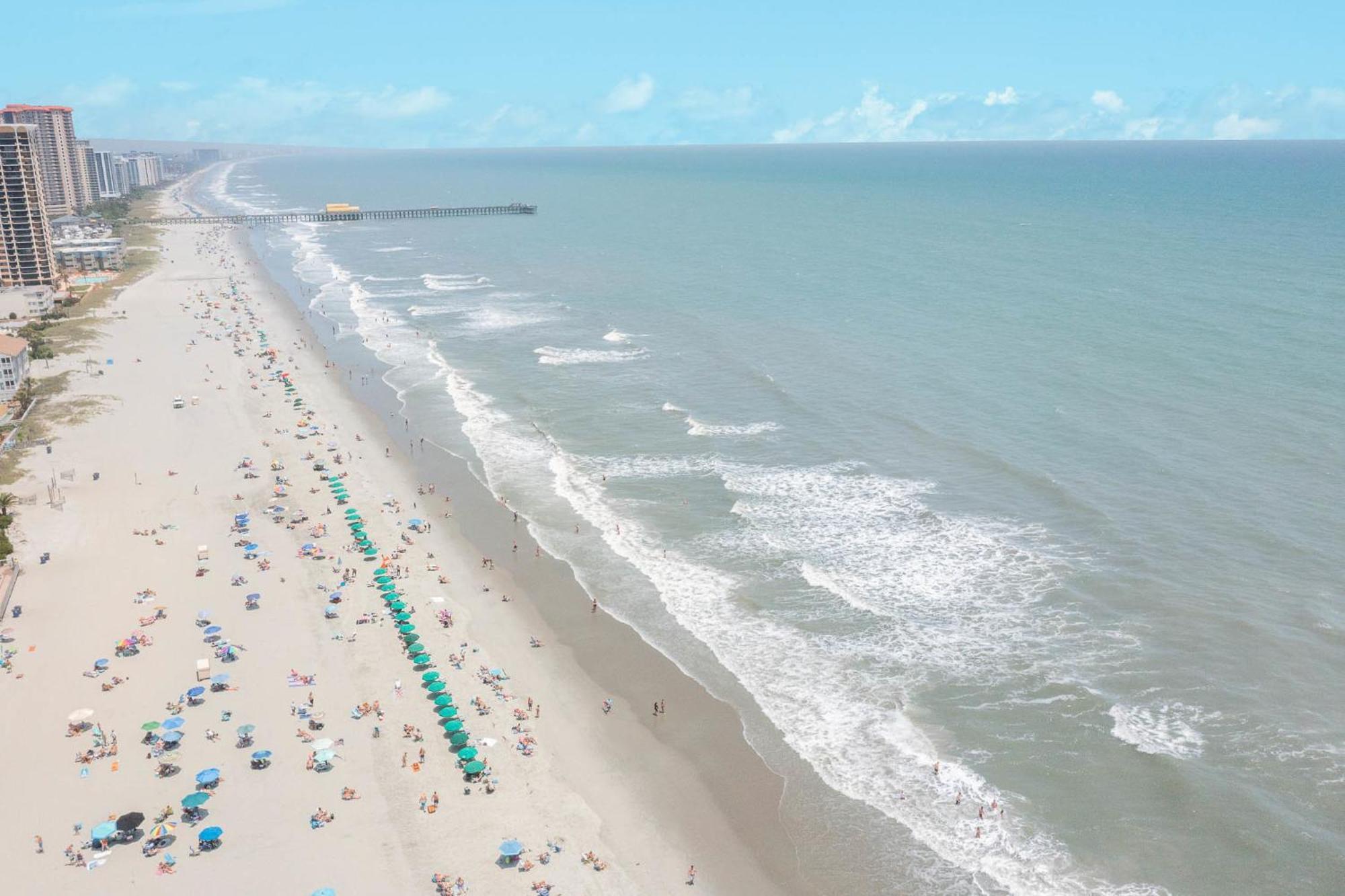 Sands Beach Club Briarcliffe Acres Esterno foto