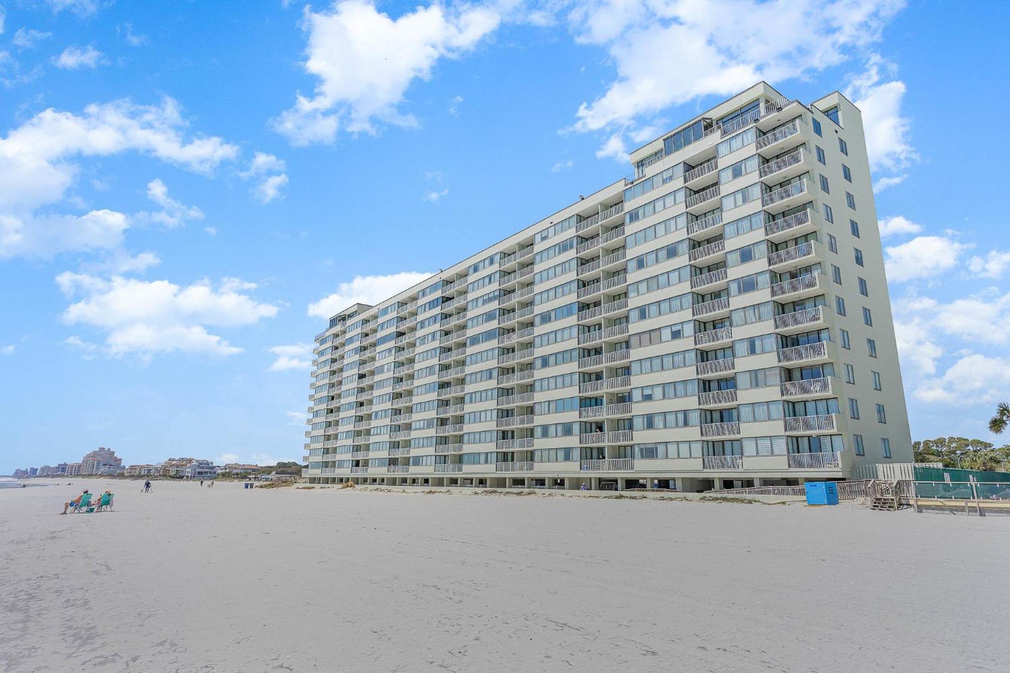 Sands Beach Club Briarcliffe Acres Esterno foto